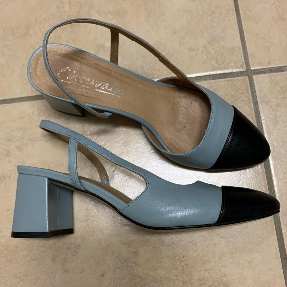 L’intervalle Grey-blue slingback heels with a black toe cap eu 38, fits US 7.5-8